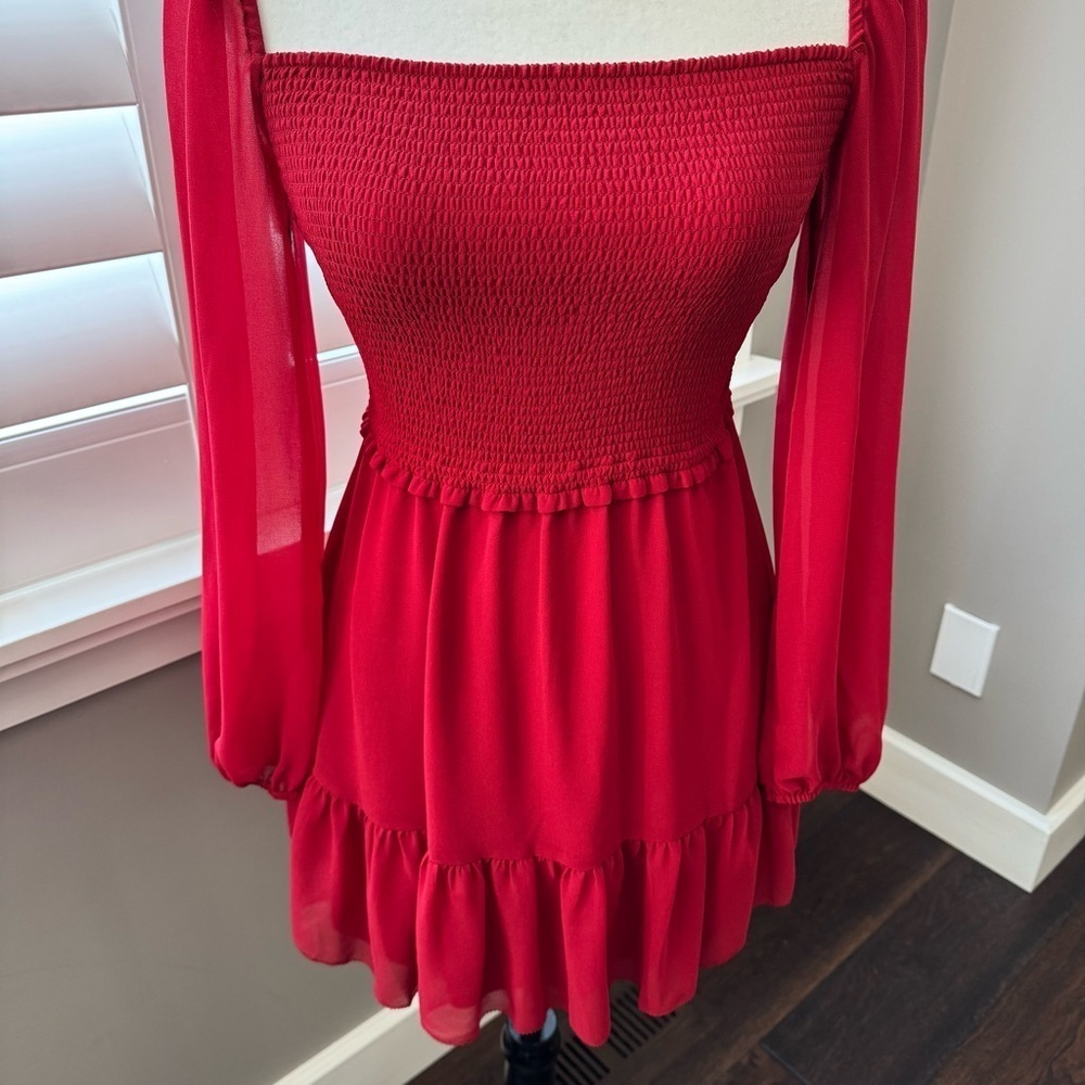 Aritzia - Wilfred Elegant Red Smocked Dress - Picture 4 of 6